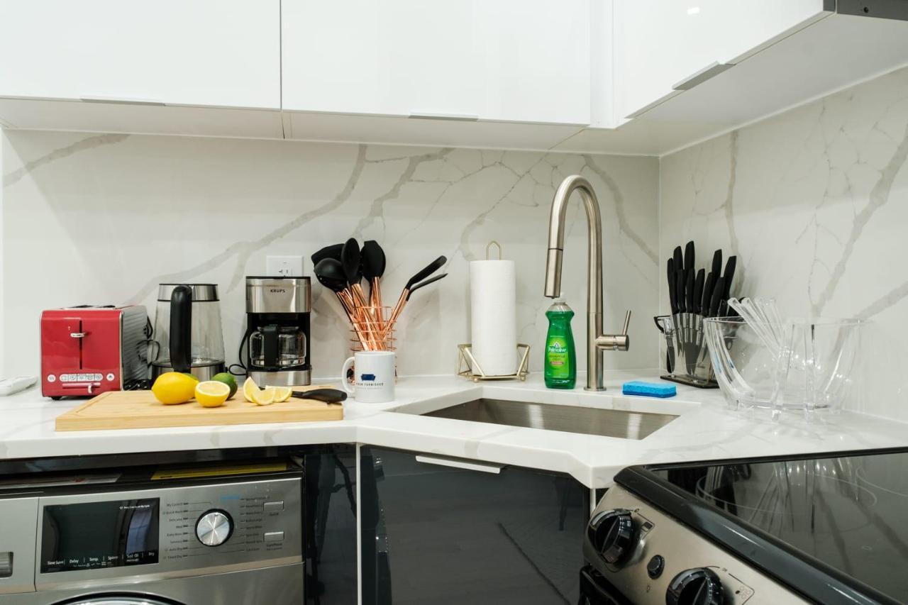 317-4b New 1 Bedroom Prime Upper East Wd Walk 2 C Park Apartment