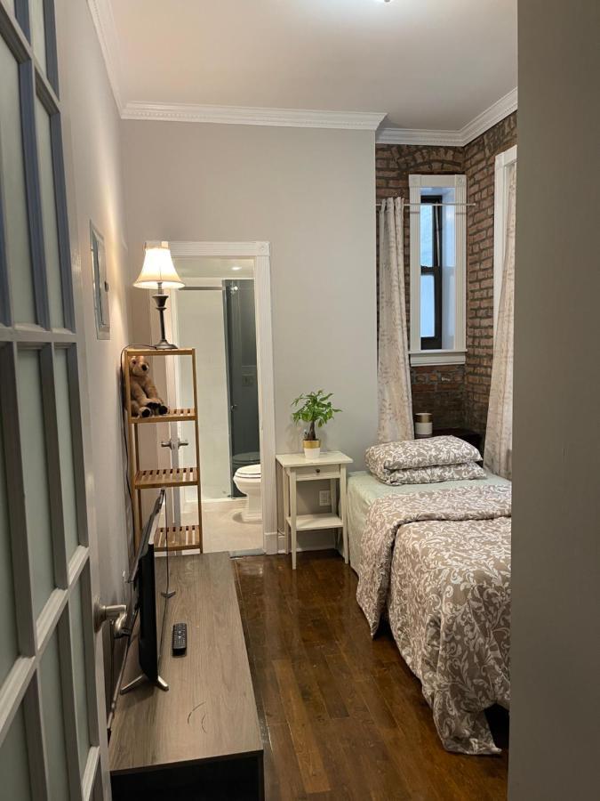Private One Bedroom One Bathroom * New York
