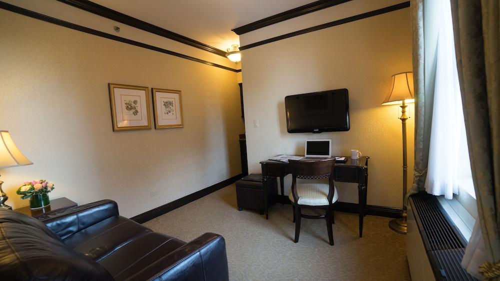 Hotel Lucerne 4*