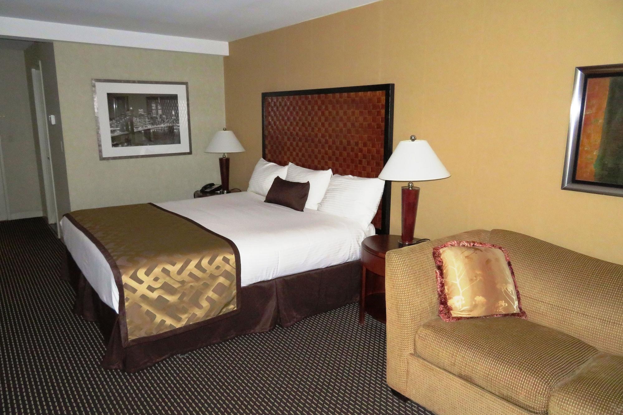 The Skyline Hotel