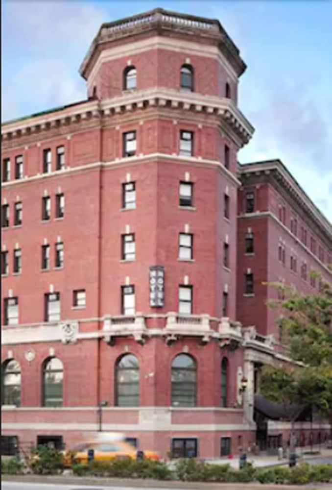 The Jane New York