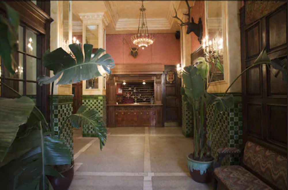 The Jane Hotel 2*
