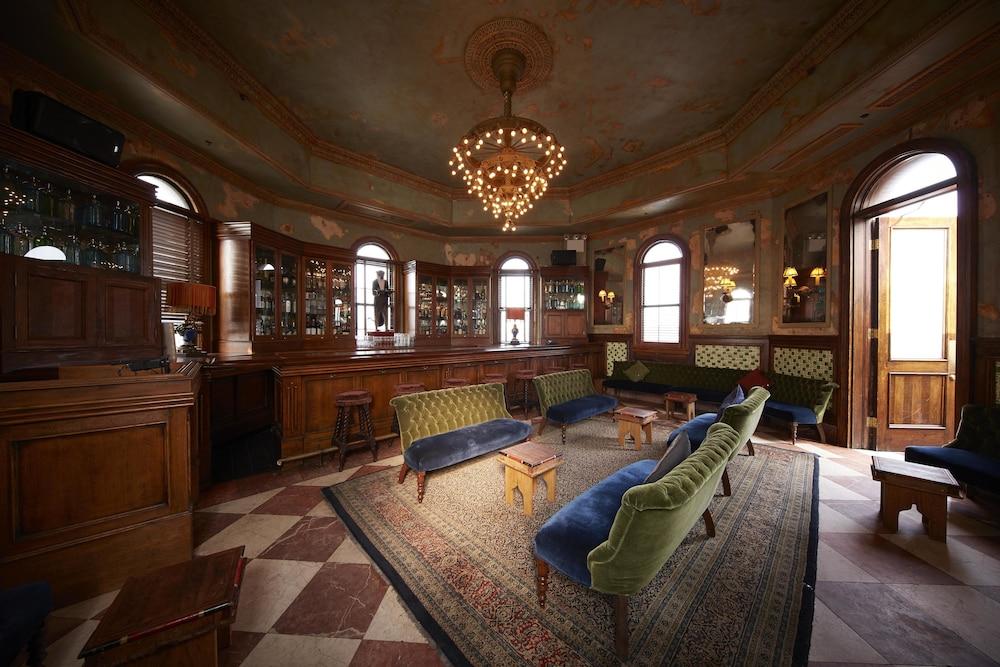 The Jane Hotel