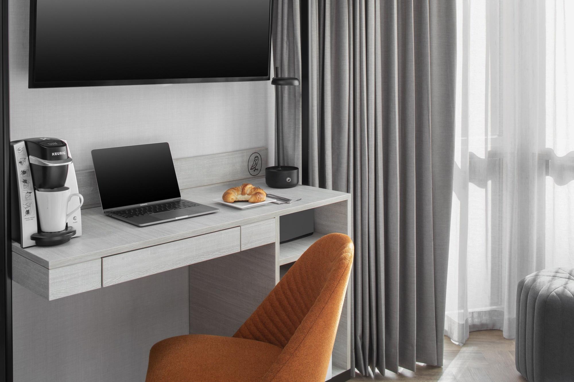 Hotel Voco Times Square South By Ihg 4*