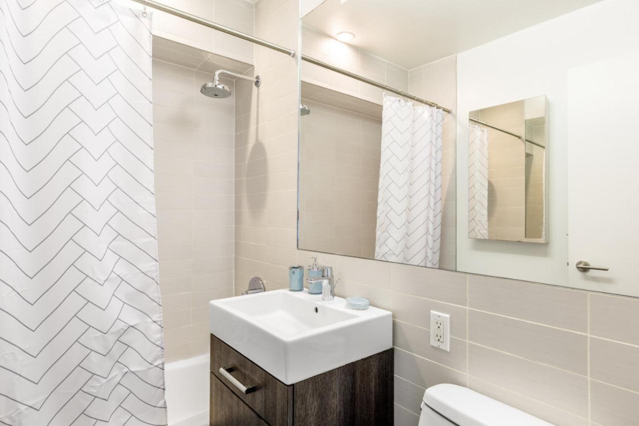 Apartment Chelsea 1br W Balcony Doorman Gym Nyc-135 *