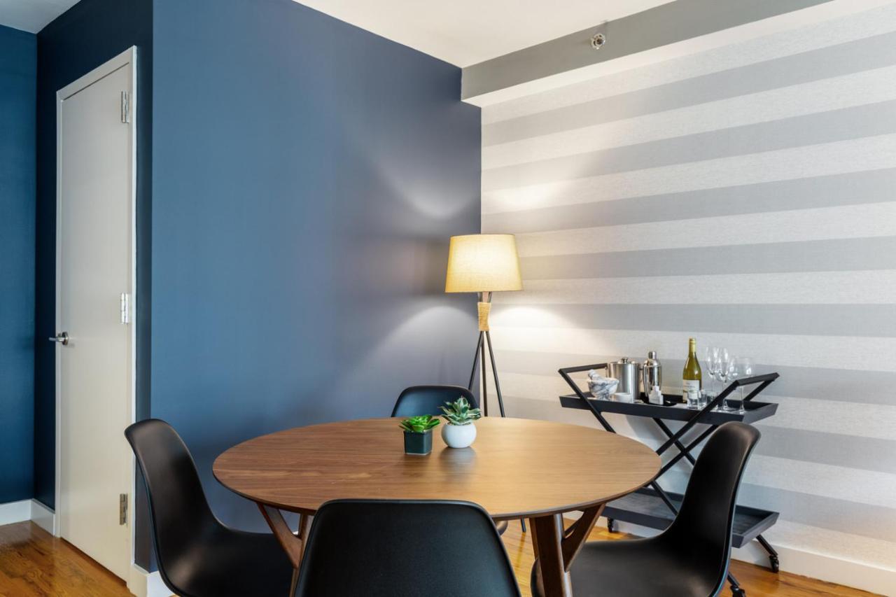 Chelsea 1br W Balcony Doorman Gym Nyc-135 Apartment