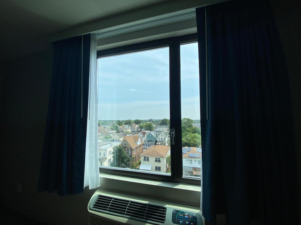 Liberty & Suites-jfk Airport- La Guardia Airport Hotel