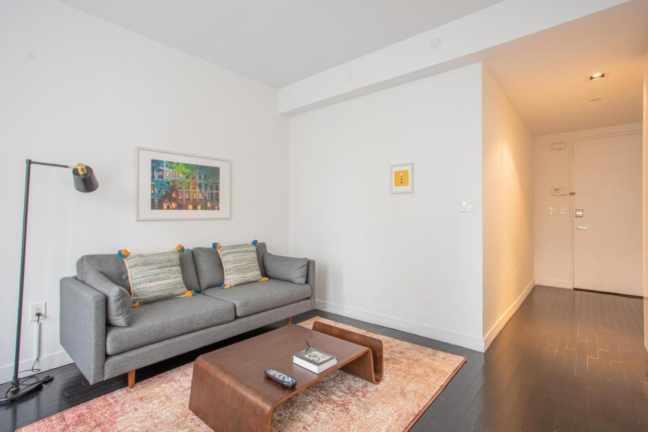 Financial District 1br W Wd Gym Elevator Nyc-1370 Apartment *