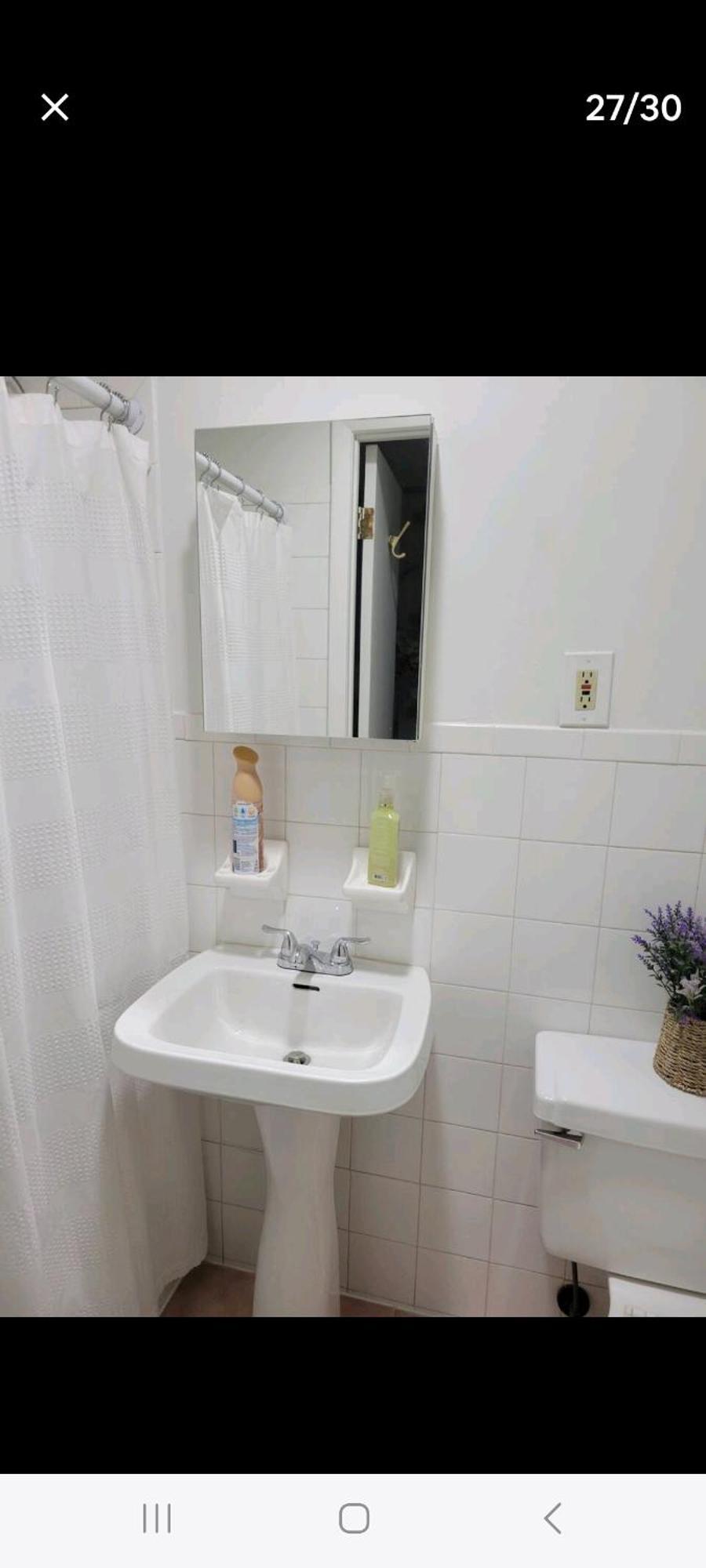 Private Apartment, Not Shared, Near Public Transportation, Super Fast Free Wifi, Due To Ny Restrictions It Only Be Booked For 30 Nights Or More, Even If The Site Allows To Book It, I Will Not Be Able To Accept The Reservation, 30 Nights Minim Apartment *