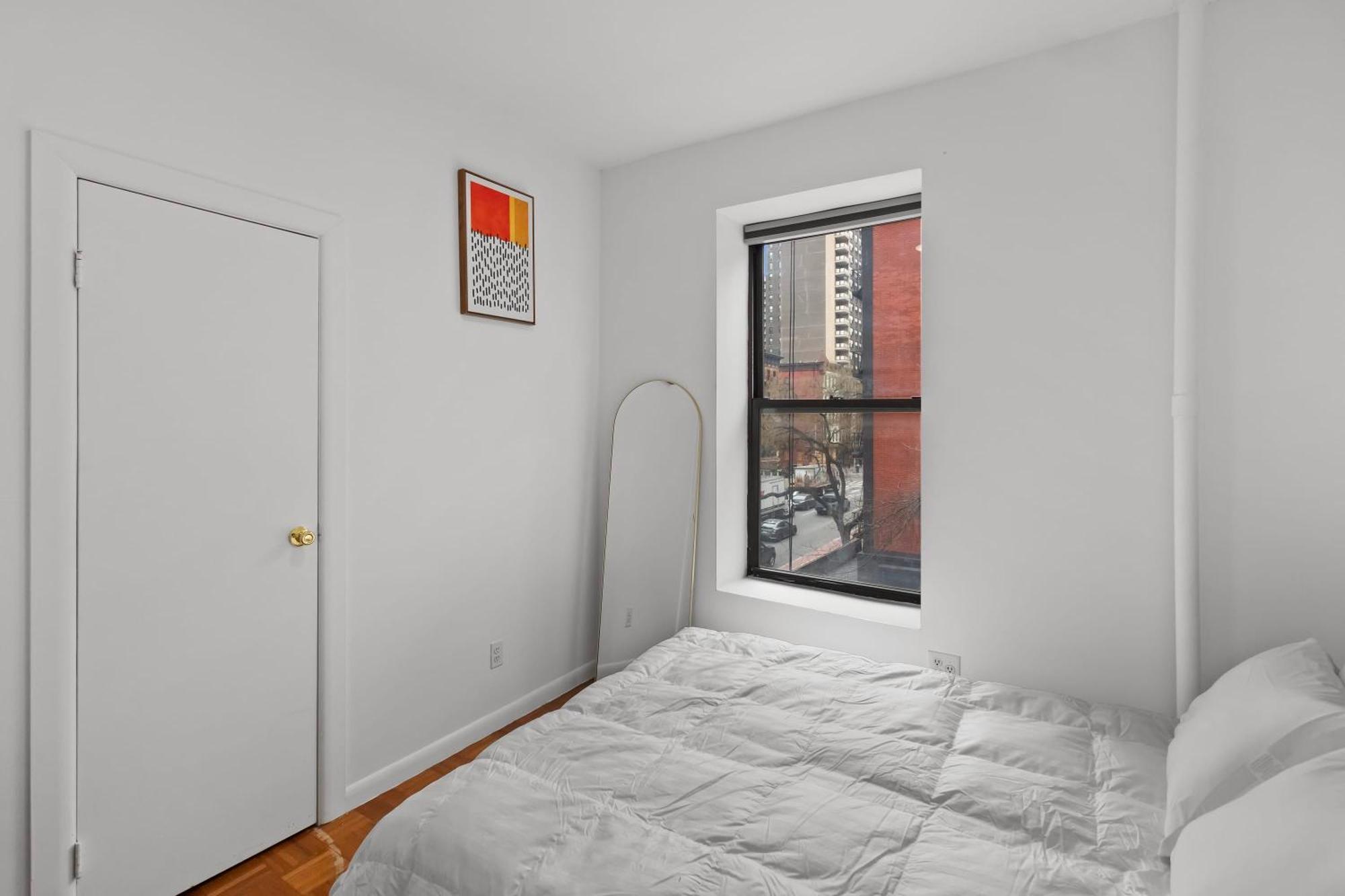 89-3fs Newly Furnished 2br 1bath Ues Apartment New York