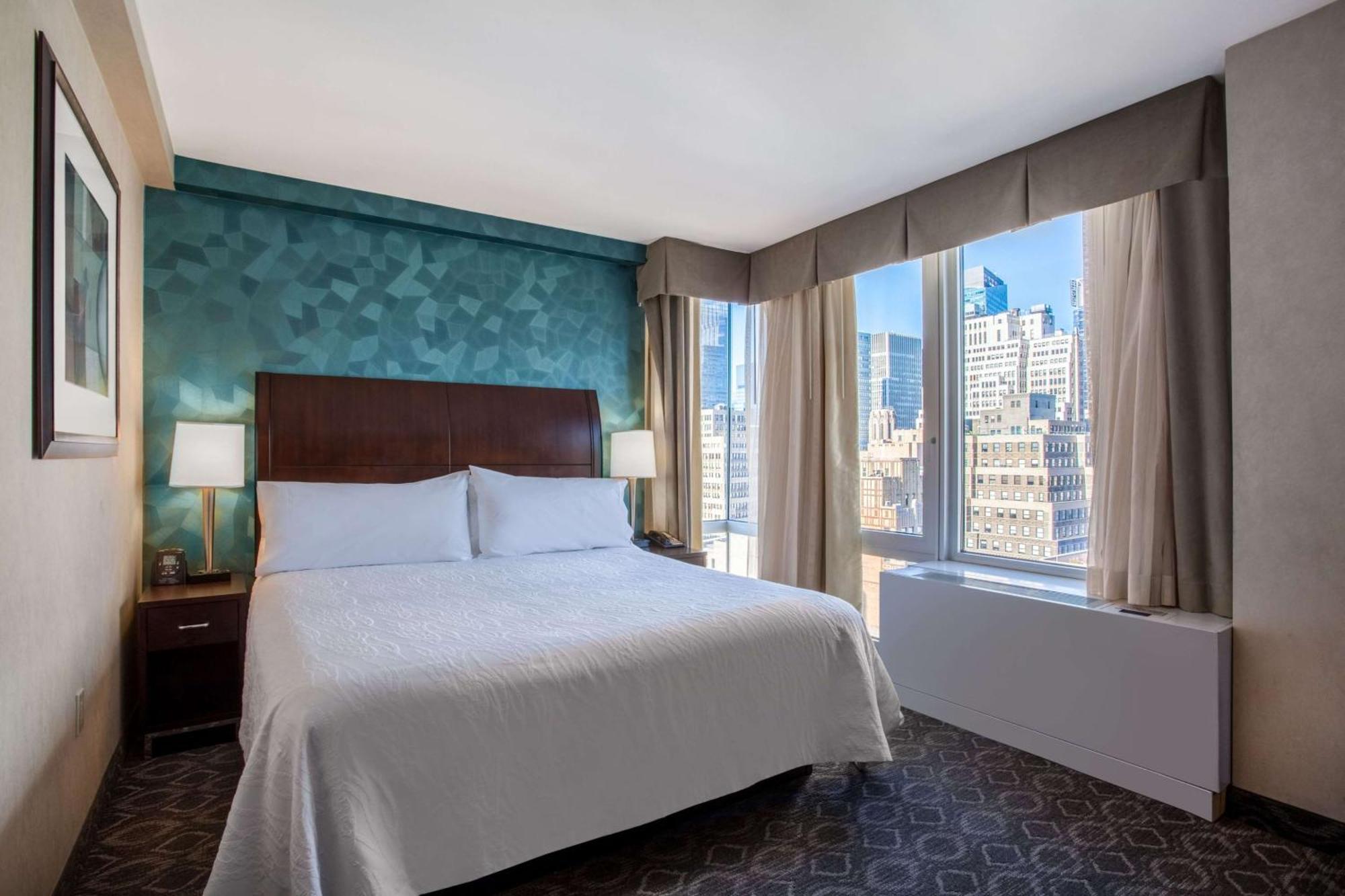 Hilton Garden West 35th Street Hotel