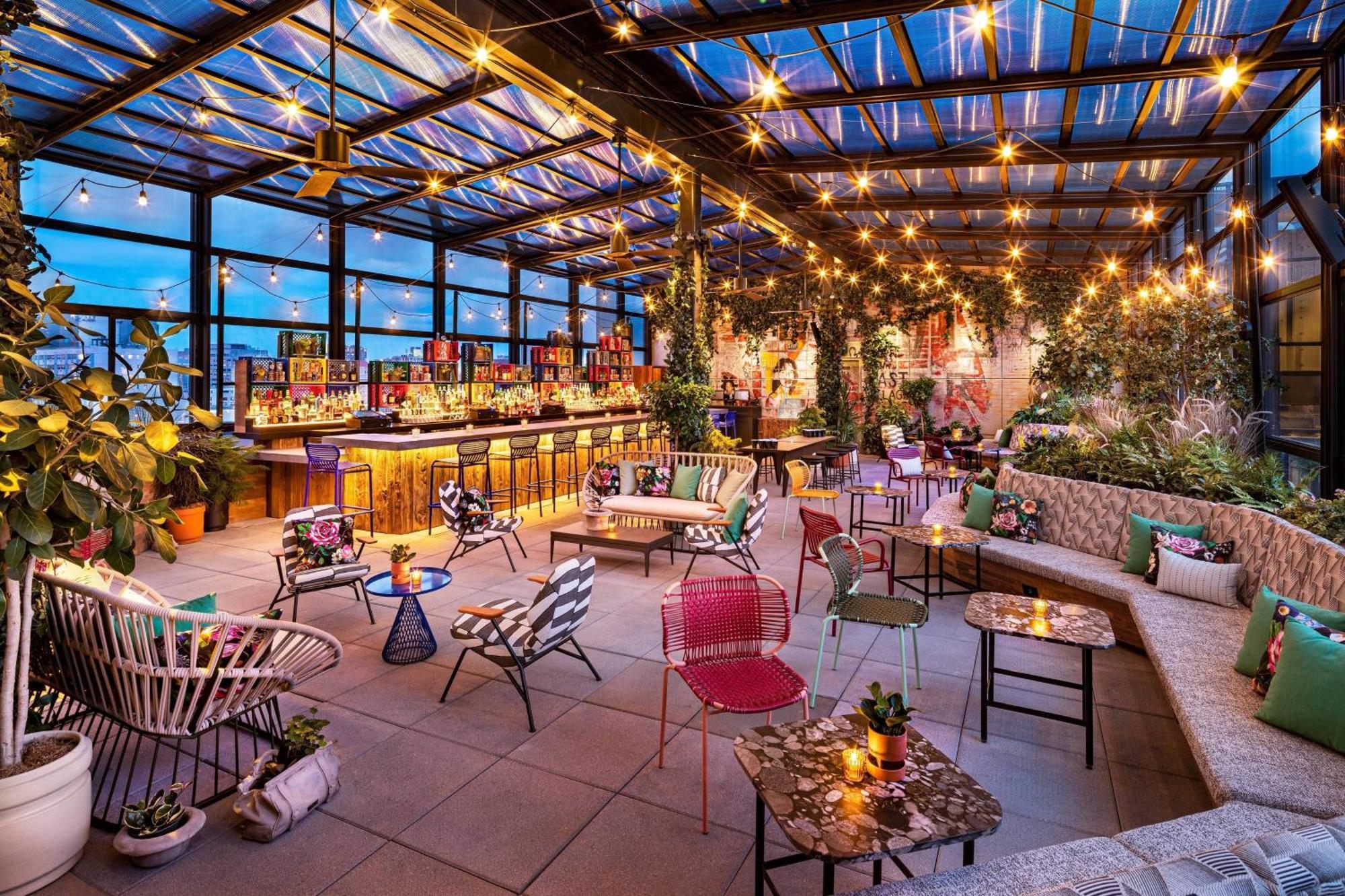 Hotel Moxy Nyc East Village 4*
