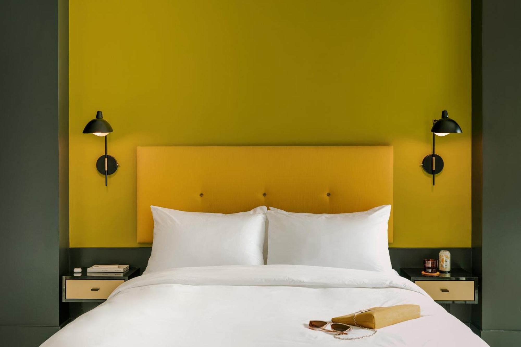 The William Powered By Sonder Hotel 4*