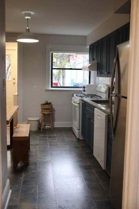 Cosy In Cobble Hill Apartment *