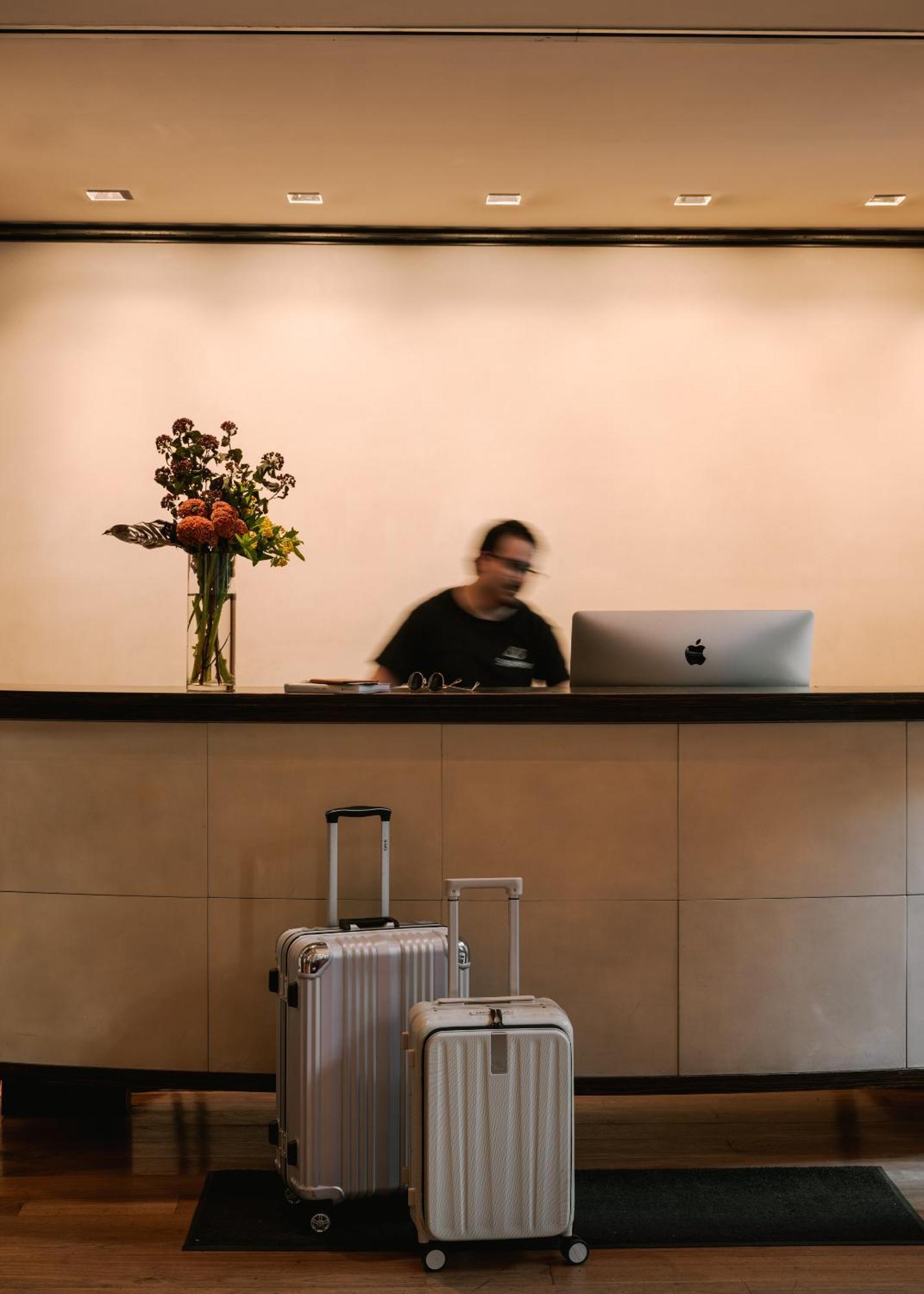 Chambers Powered By Sonder Hotel New York