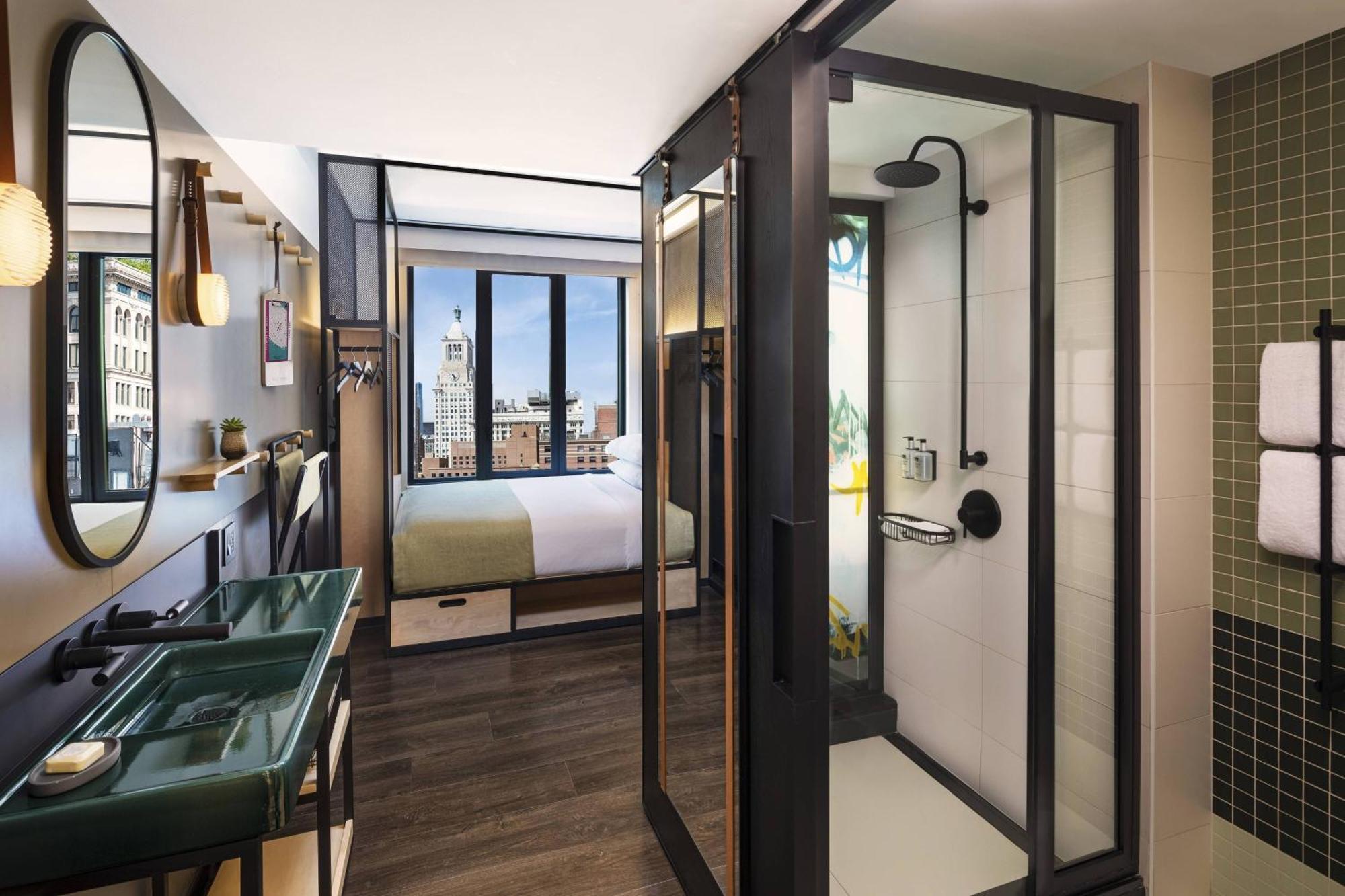 Moxy Nyc East Village Hotel New York