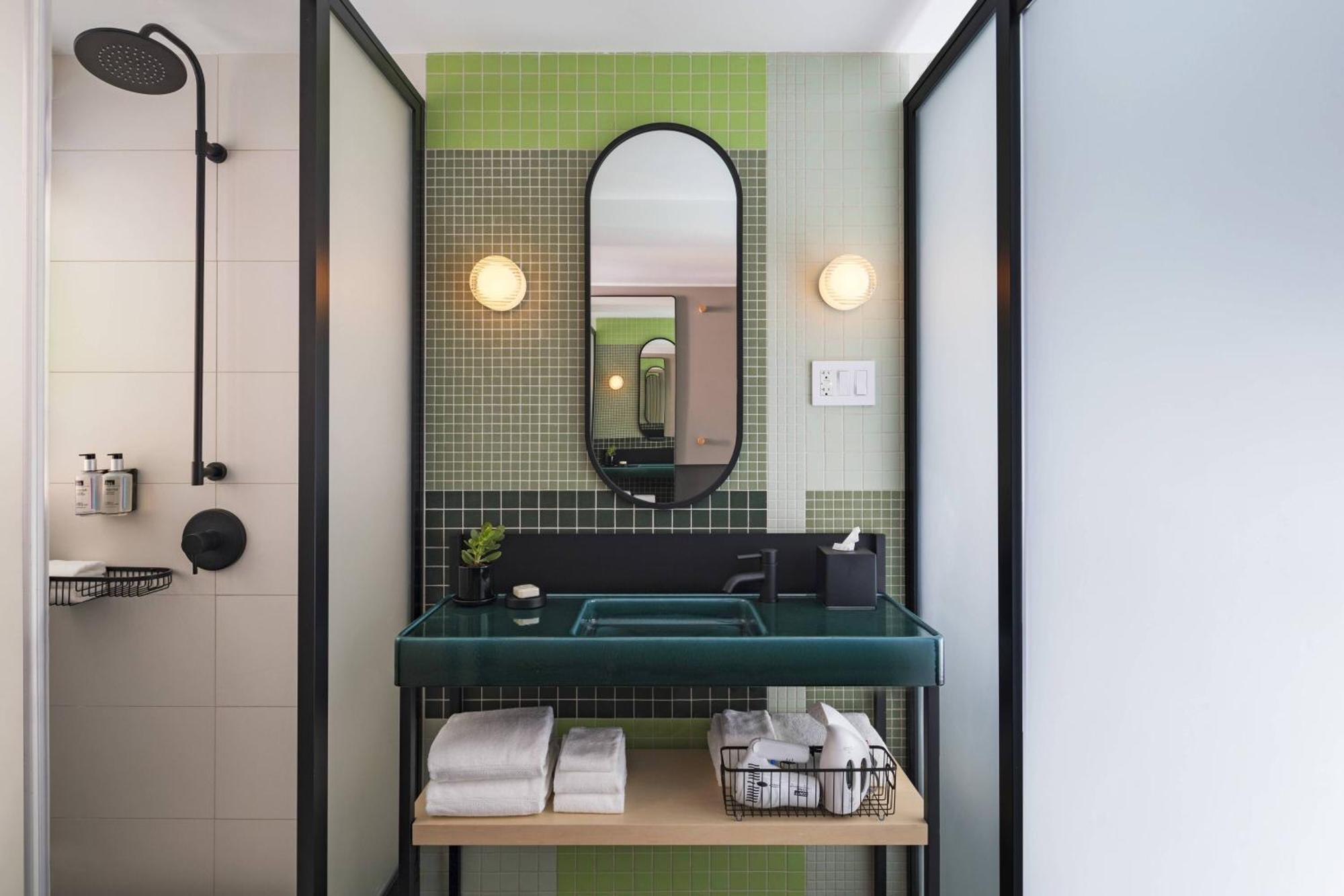 Hotel Moxy Nyc East Village New York