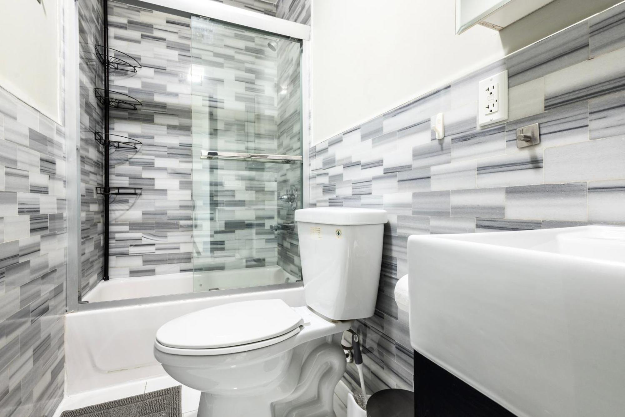 4 Bedroom Modern Style * New York
