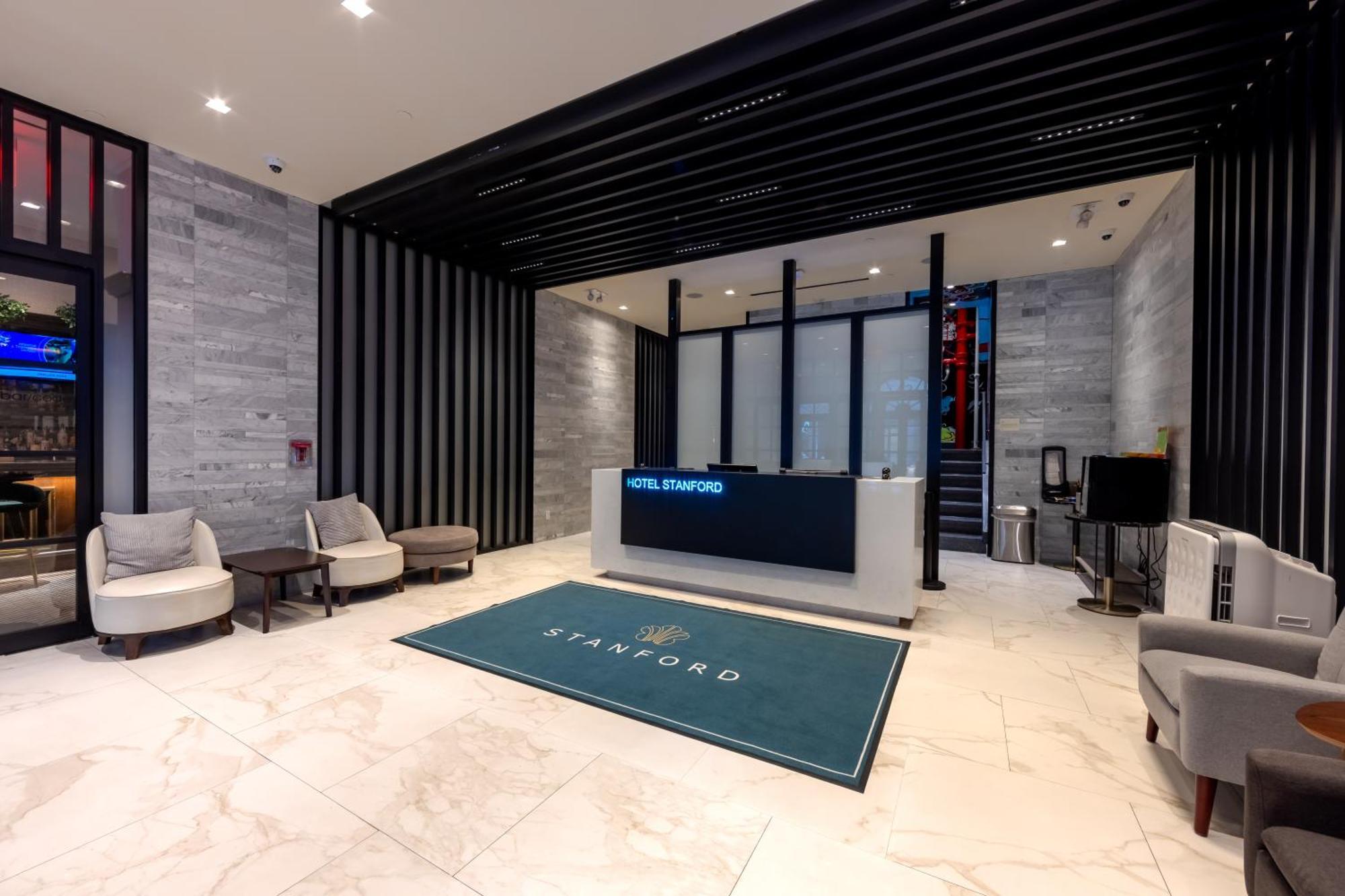 Hotel Stanford 3*