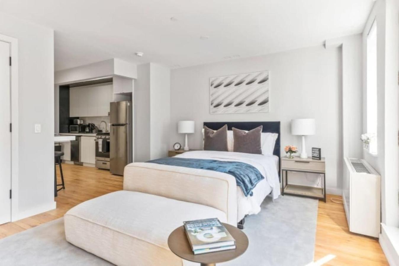 Luxe Studio With Charming Juliet Balcony * New York