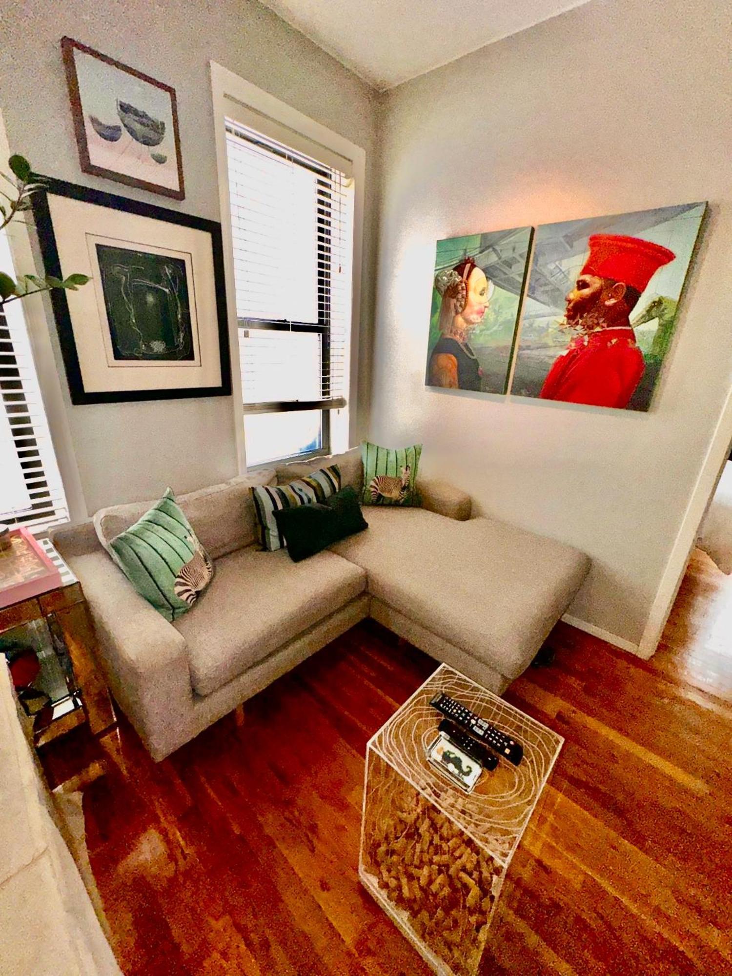 2 Bedrooms Flat 5 Minutes From Times Square Apartment *