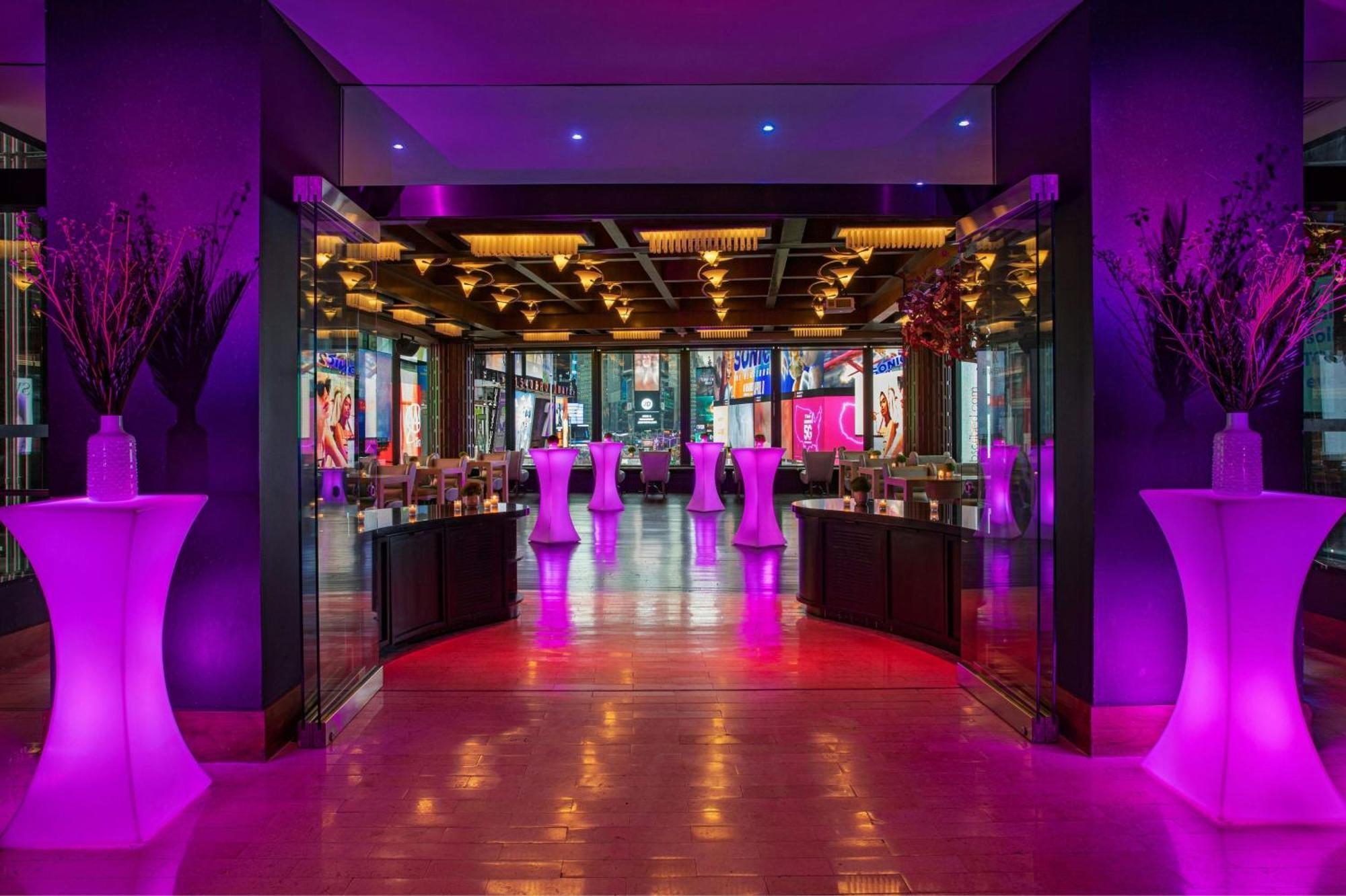 Renaissance Times Square By Marriott Hotel New York