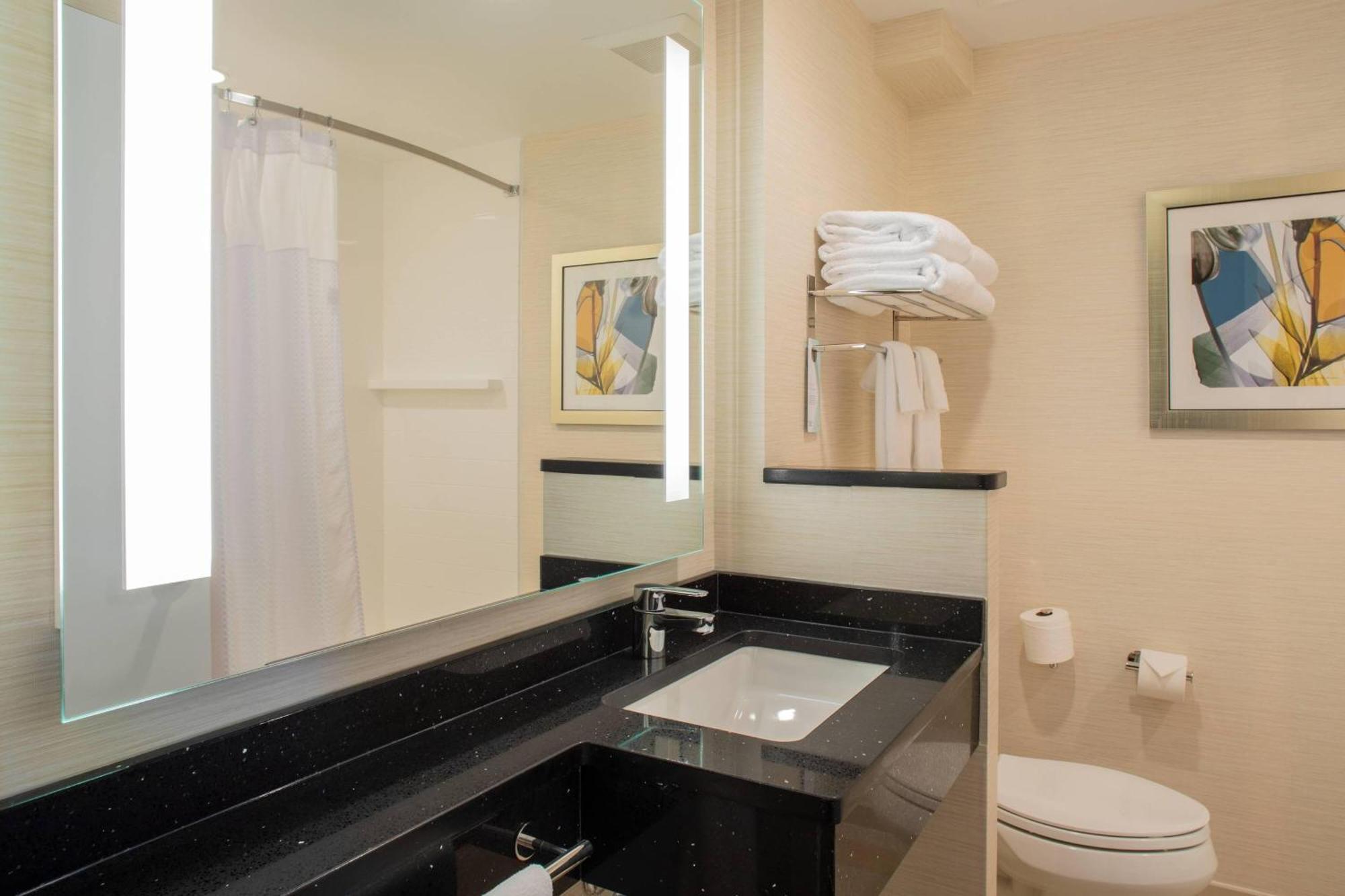 Fairfield & By Marriott Queens/fresh Meadows 3*