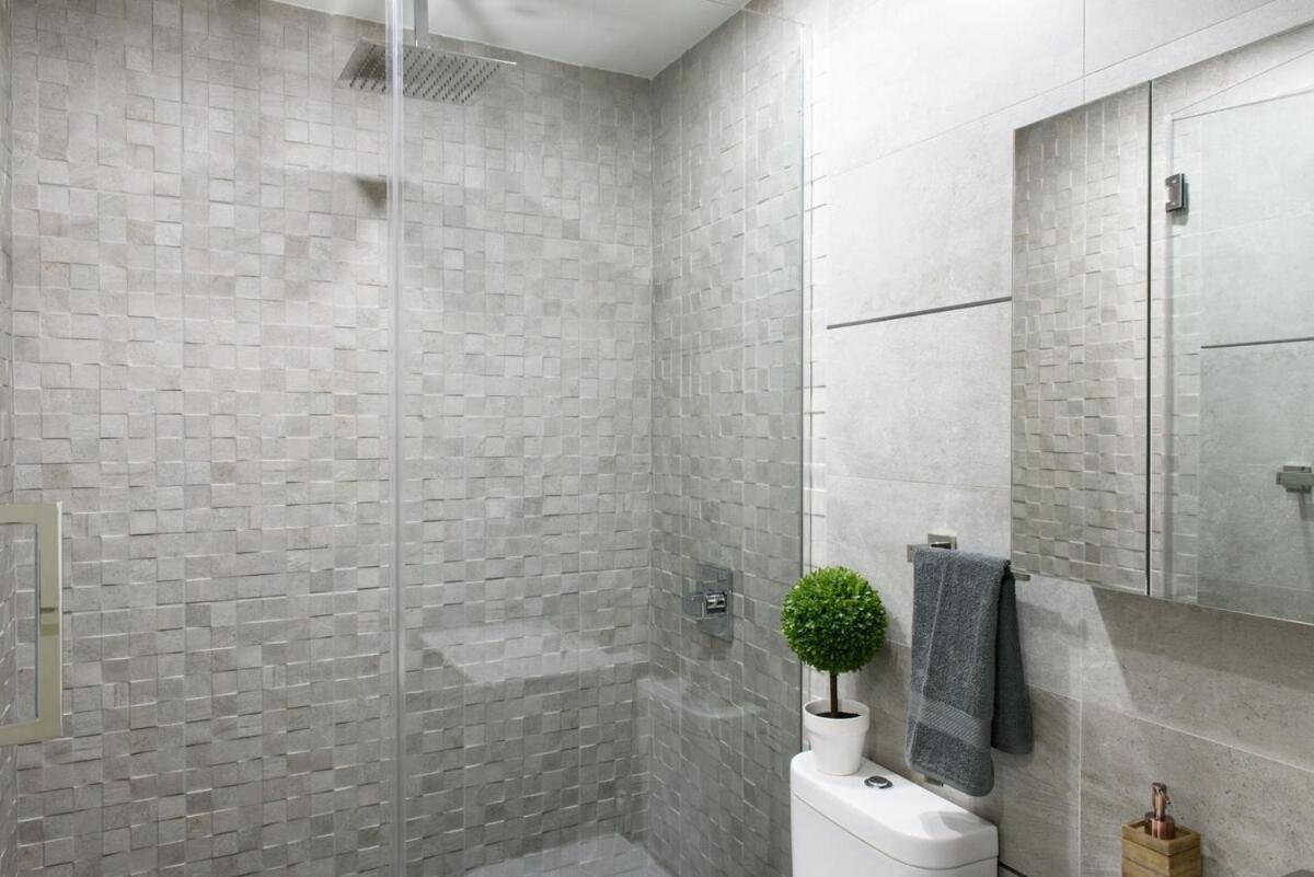 Apartment 75-2b Prime Upper East Brand New 1br W&d Elev New York
