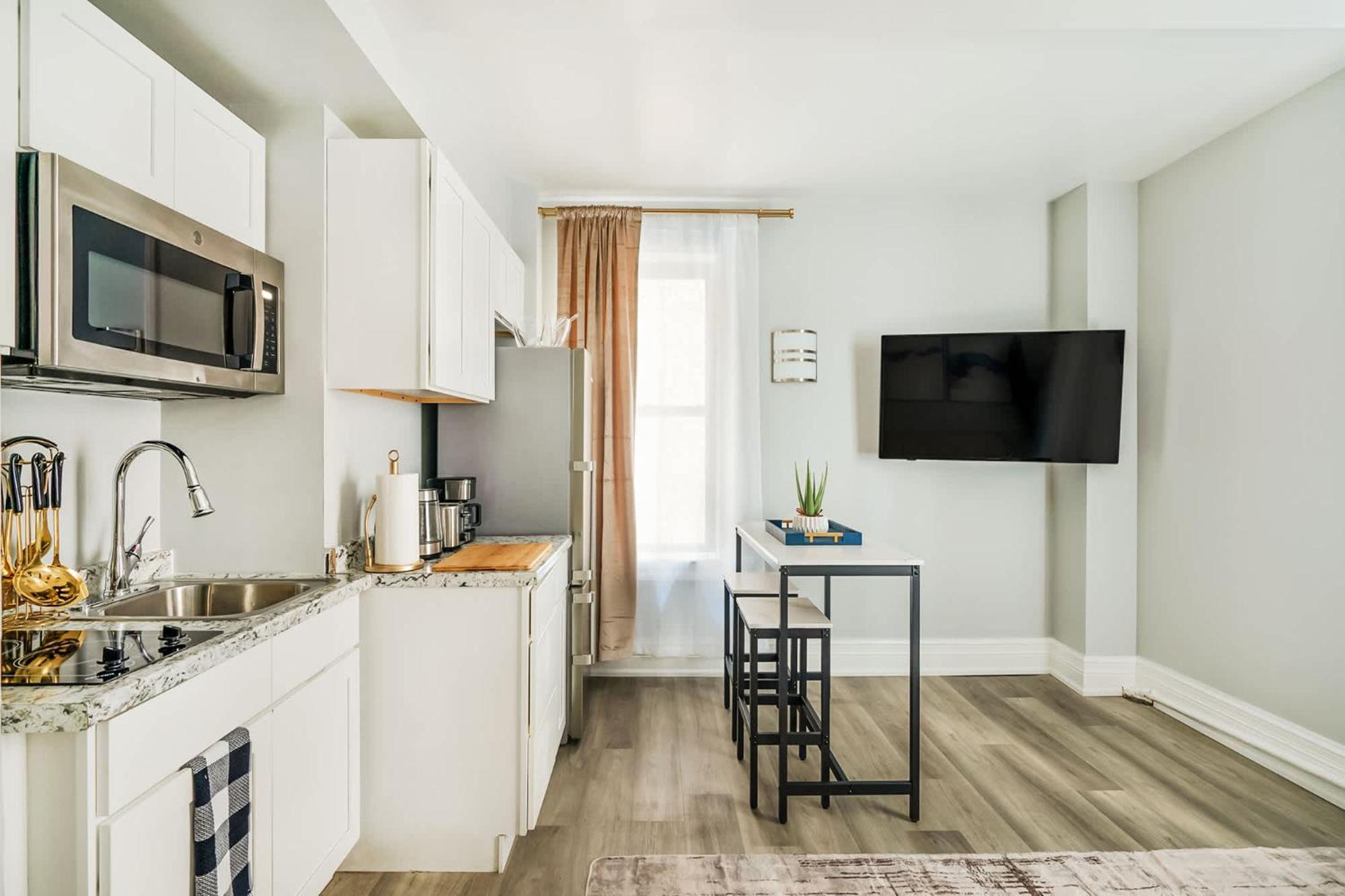 73-1406 New 1br 1bth Uws Doorman Gym New York