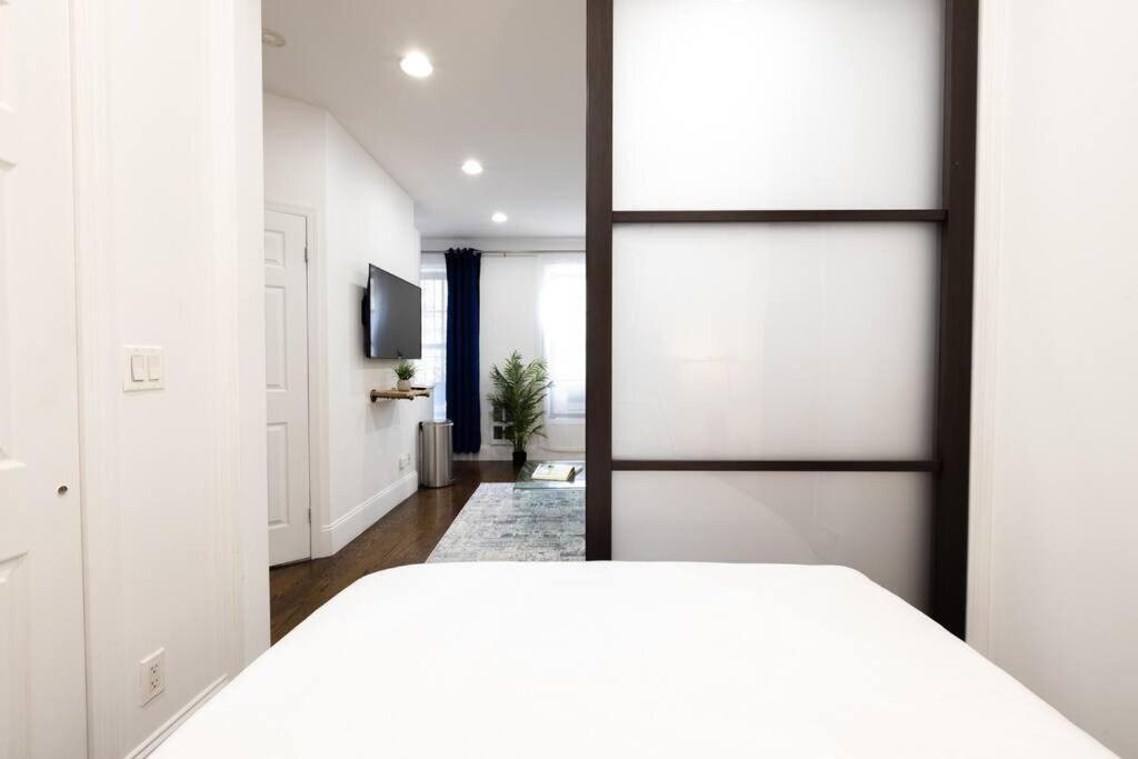 69-2d Stylish Lower East Side 1br Apartment New York