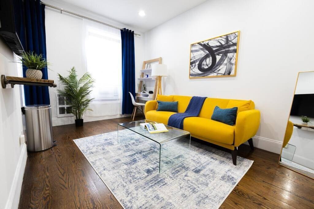 Apartment 69-2d Stylish Lower East Side 1br