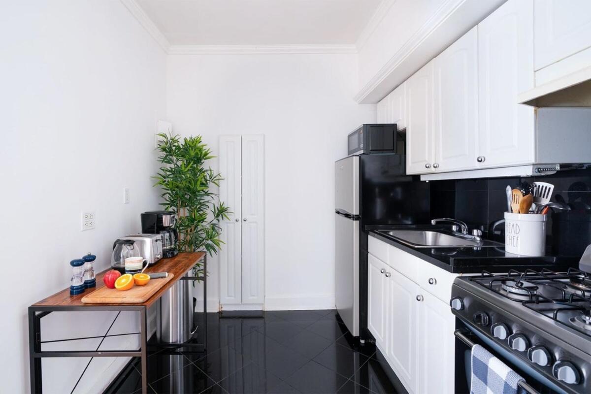 61-3c Renovated 2br Sleeps 5 Prime Upper East New York