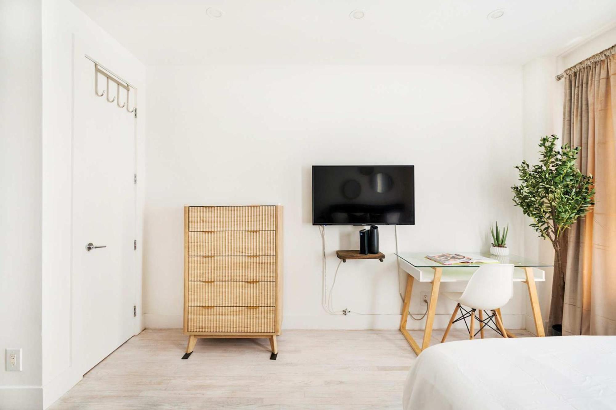 Apartment 1597-4 Brand New Prime Ues W&d Walk To C Park