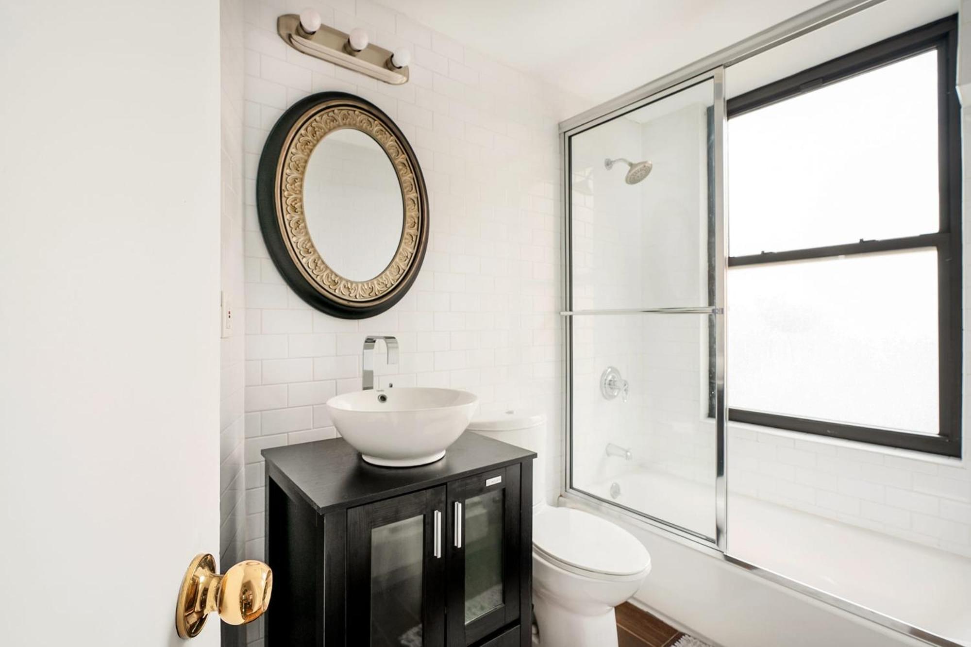 139-3e West Village 1br Value * New York