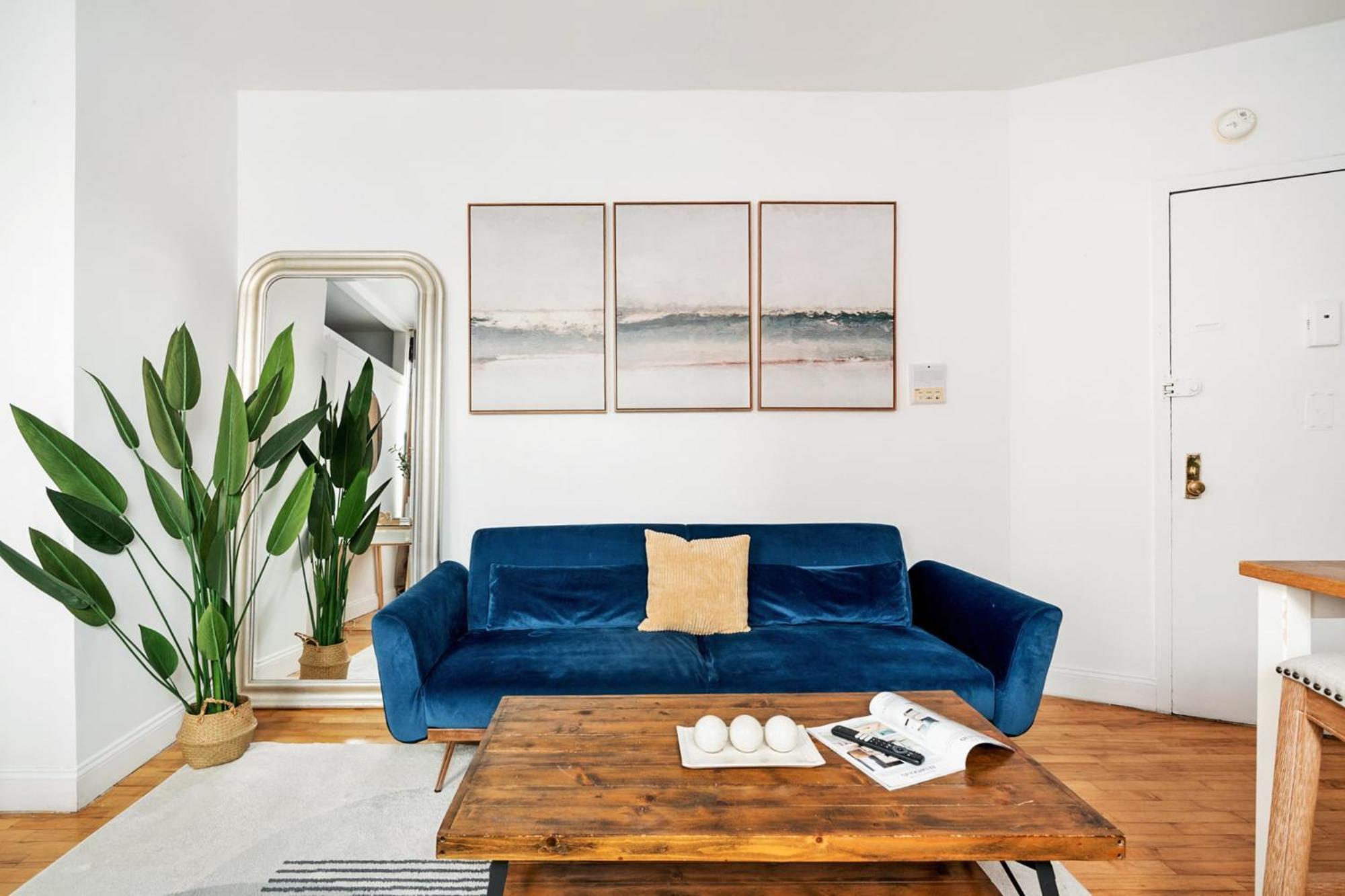 139-3e West Village 1br Value New York