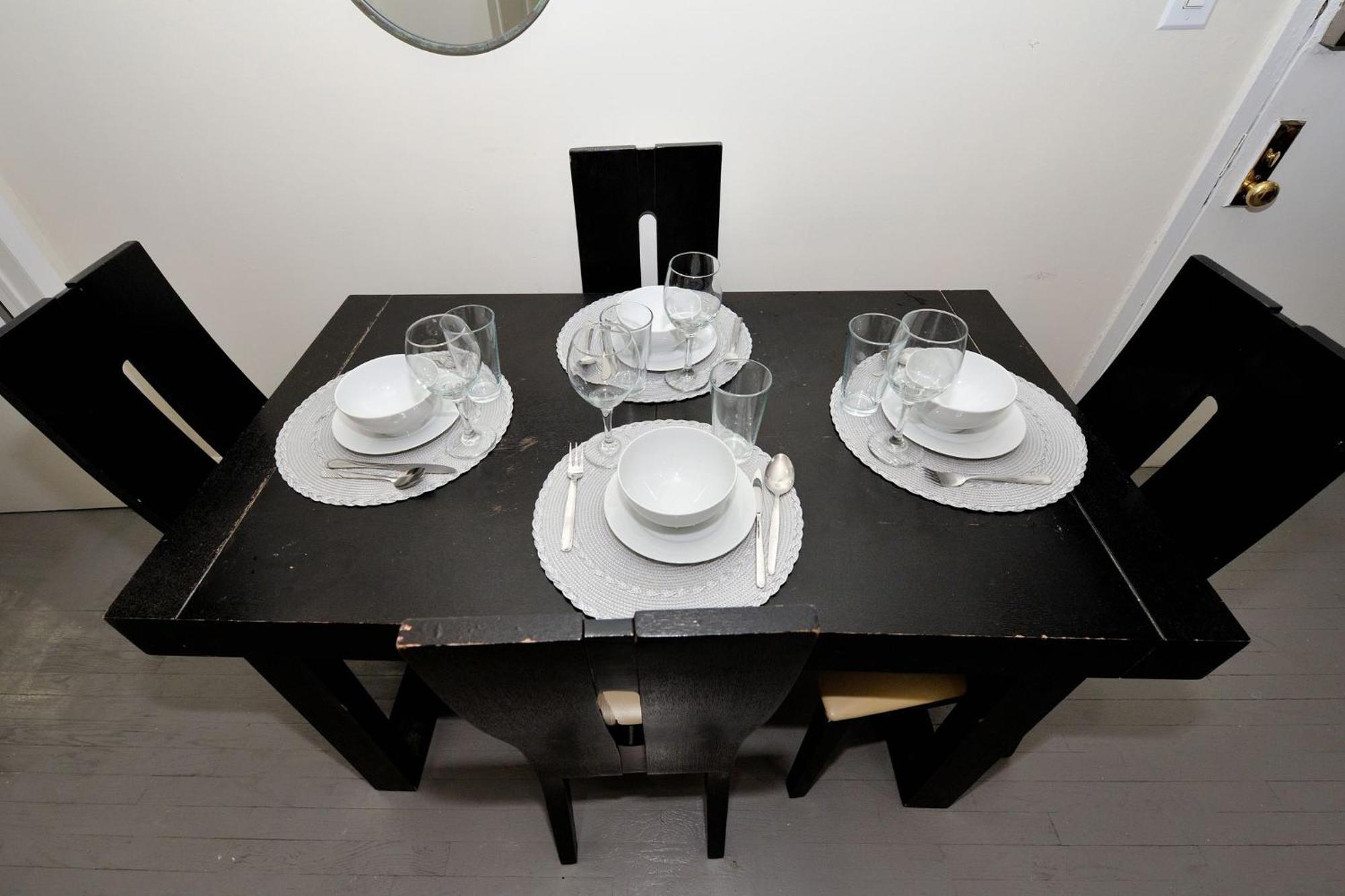 Apartment Amazing 3 Bedroom 1 Bath