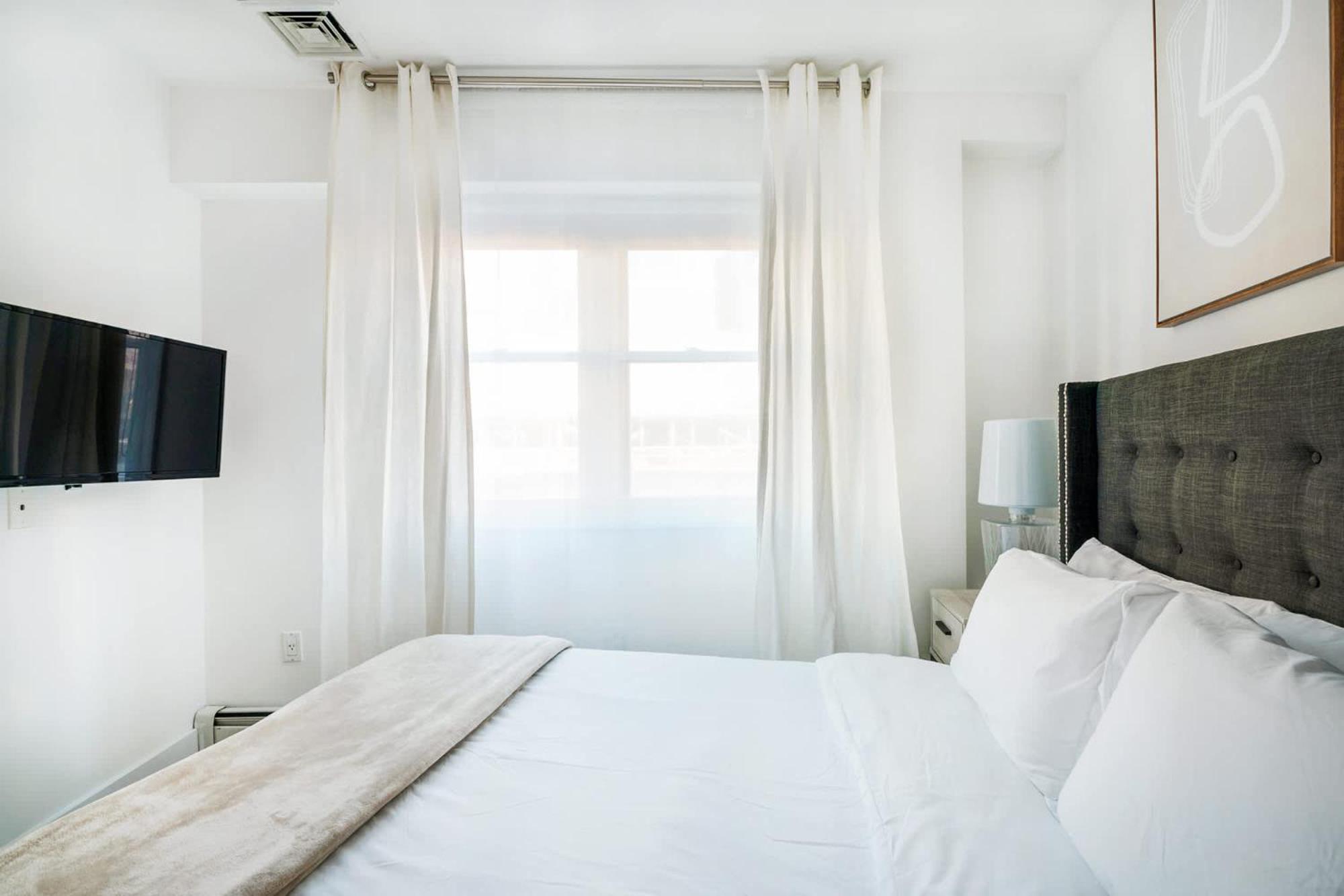 809-2a Gorgeous 1br New W&d Modern Location *
