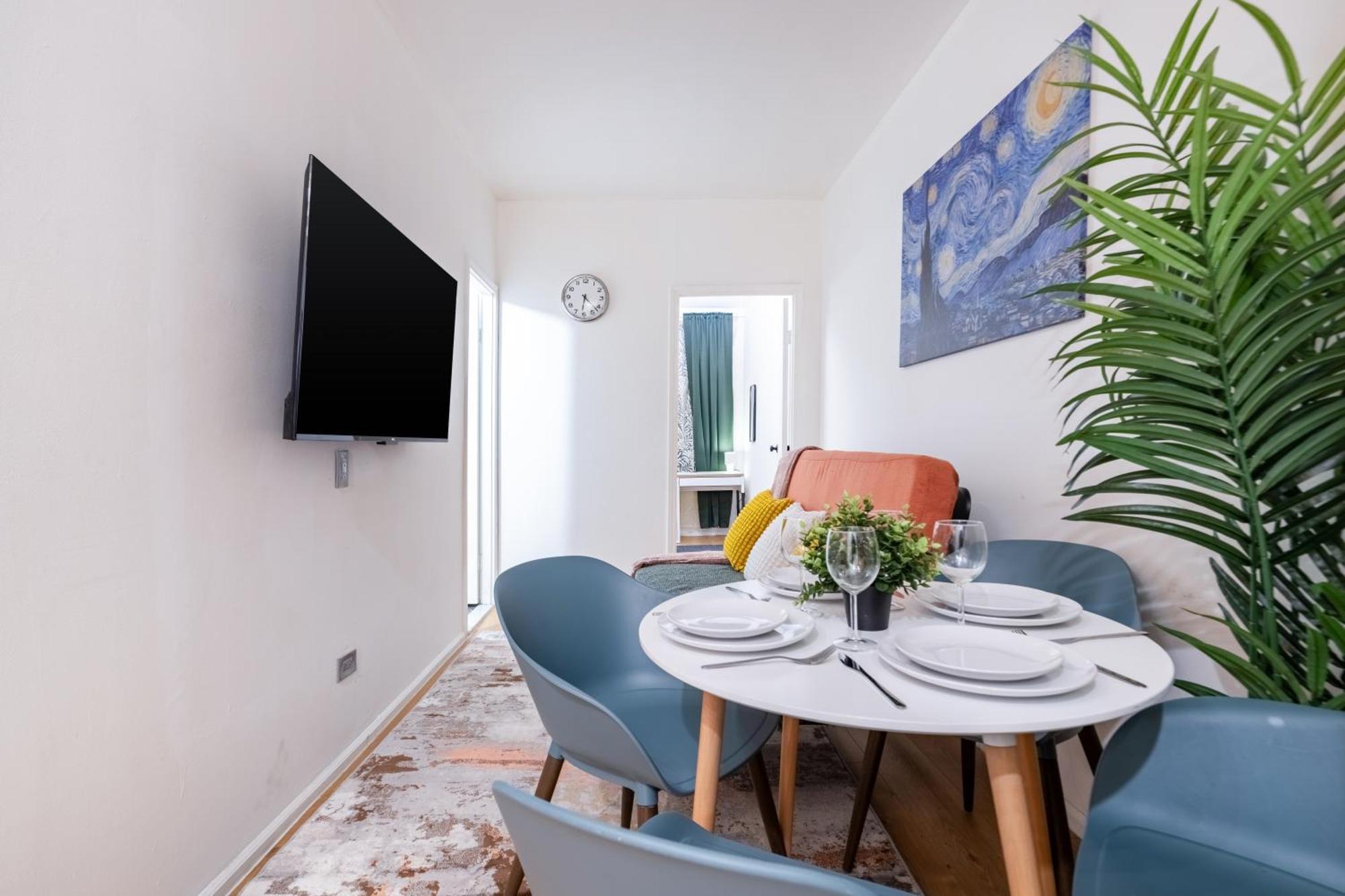 Apartment Charming 2 Bd Unit In Manhattan