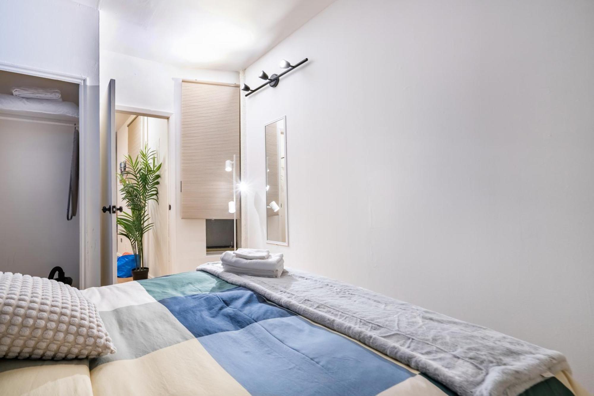Apartment Charming 2 Bd Unit In Manhattan