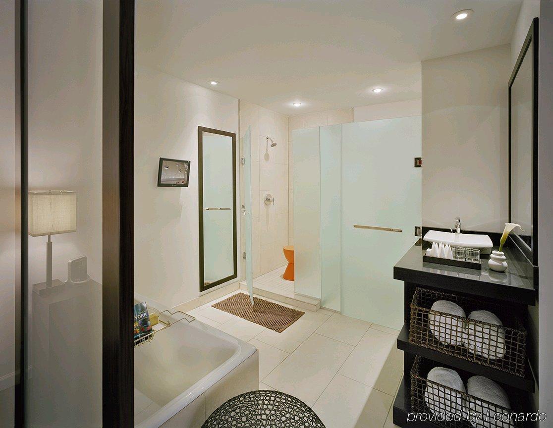 Ravel Trademark Collection By Wyndham Hotel 4*