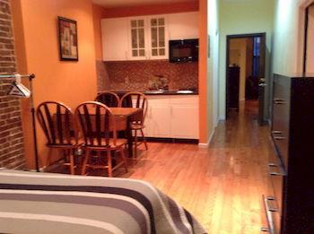 Hells Kitchen Apartment *