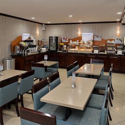 Hotel Holiday Express Kennedy Airport, An Ihg New York
