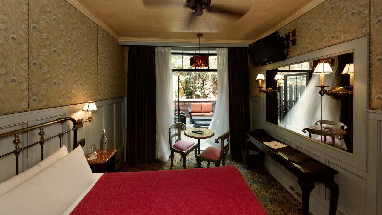 The Jane Hotel 2*
