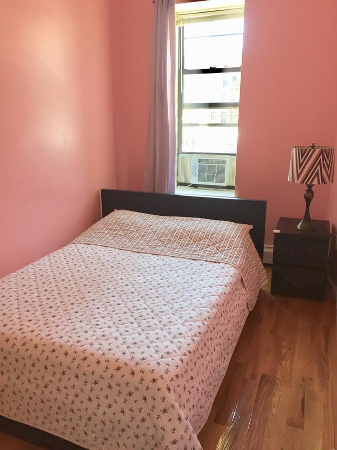 Manhattan 4 Bedroom Apt Upper East Side Apartment *