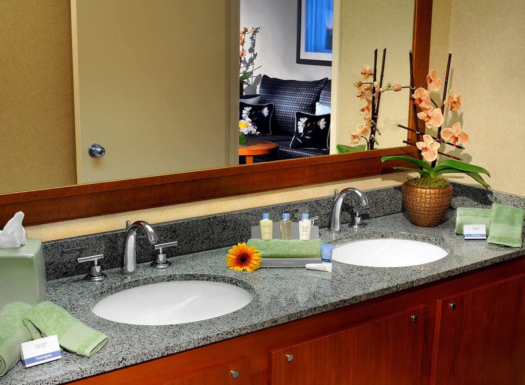 Hotel Doubletree By Hilton Nyc - Times Square