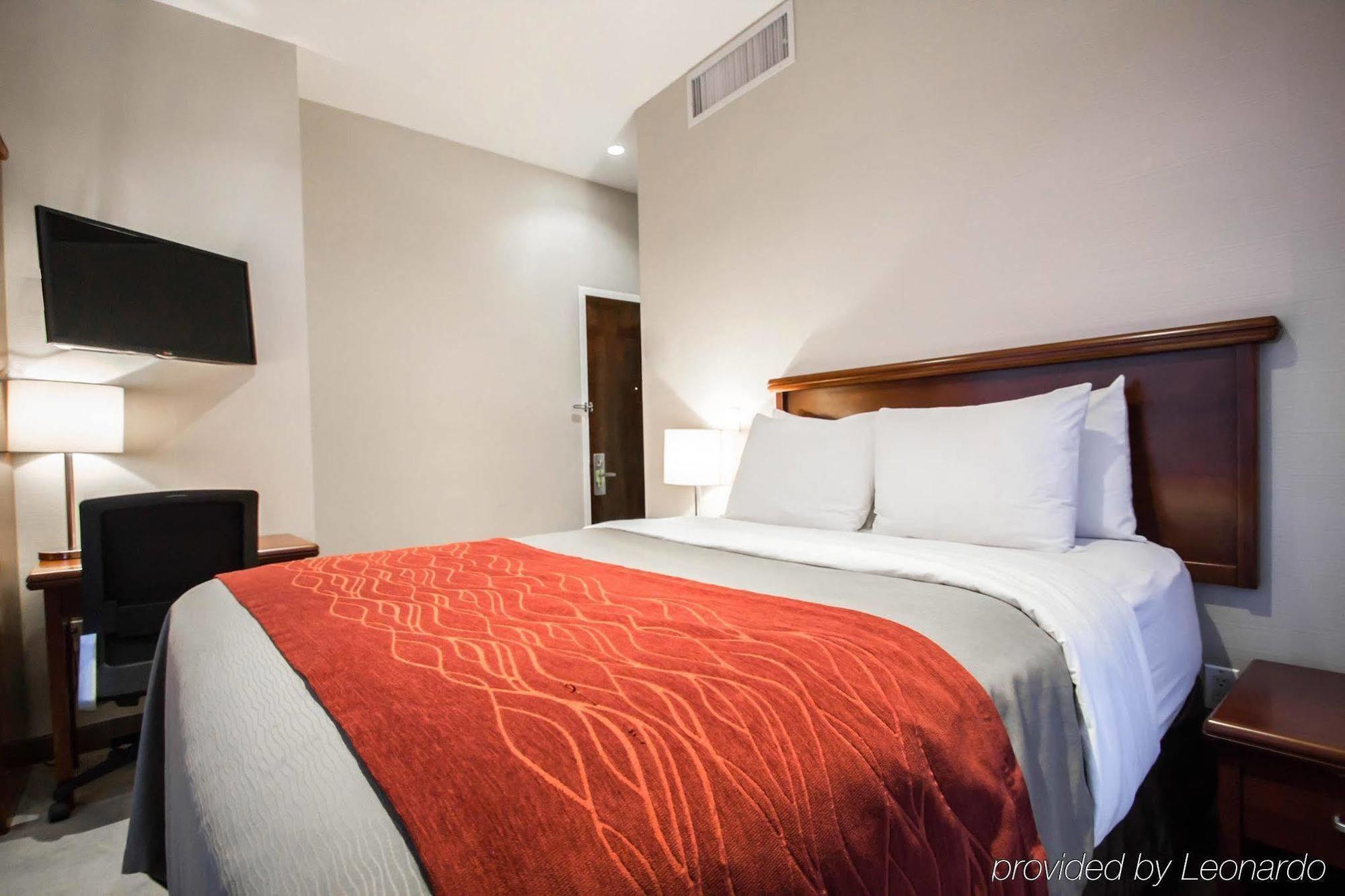 Hotel Comfort Manhattan Bridge