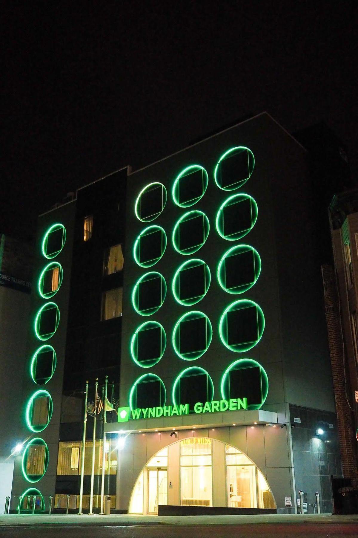 Hotel Wyndham Garden Brooklyn Sunset Park 4*