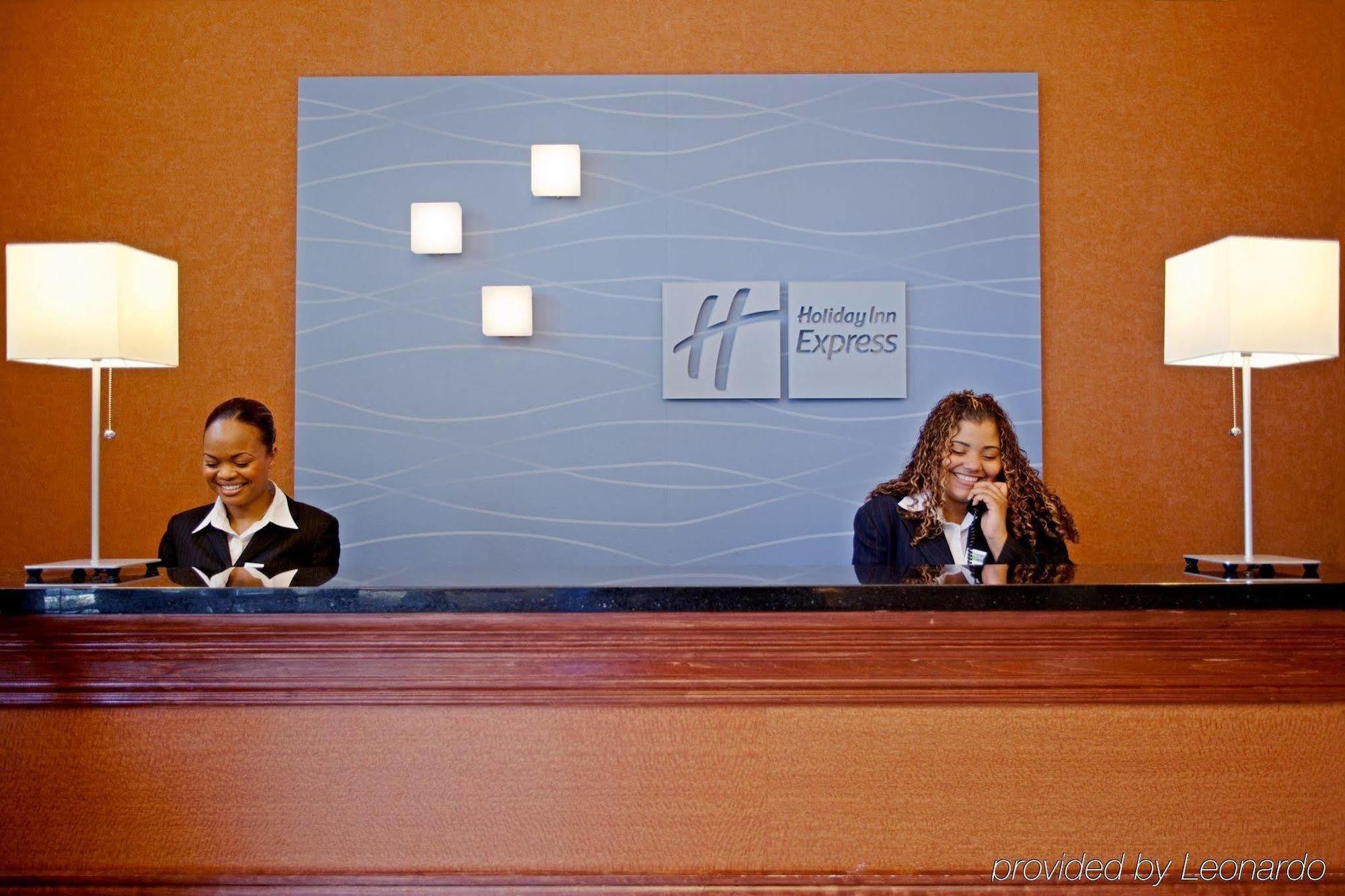 Hotel Express Brooklyn, An Ihg New York