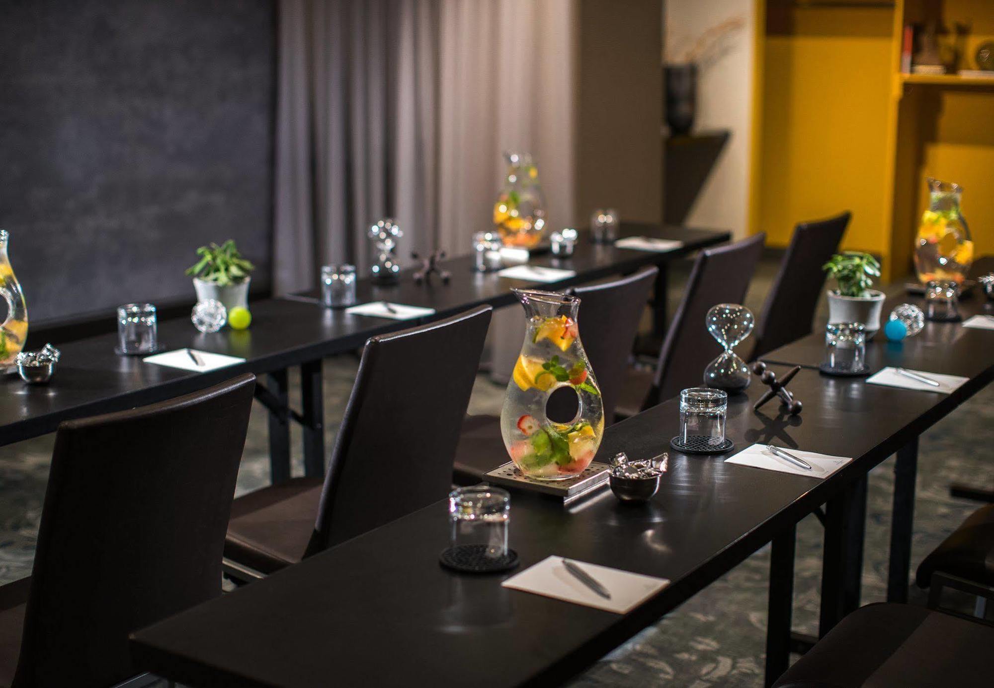 Renaissance Times Square By Marriott Hotel 4*