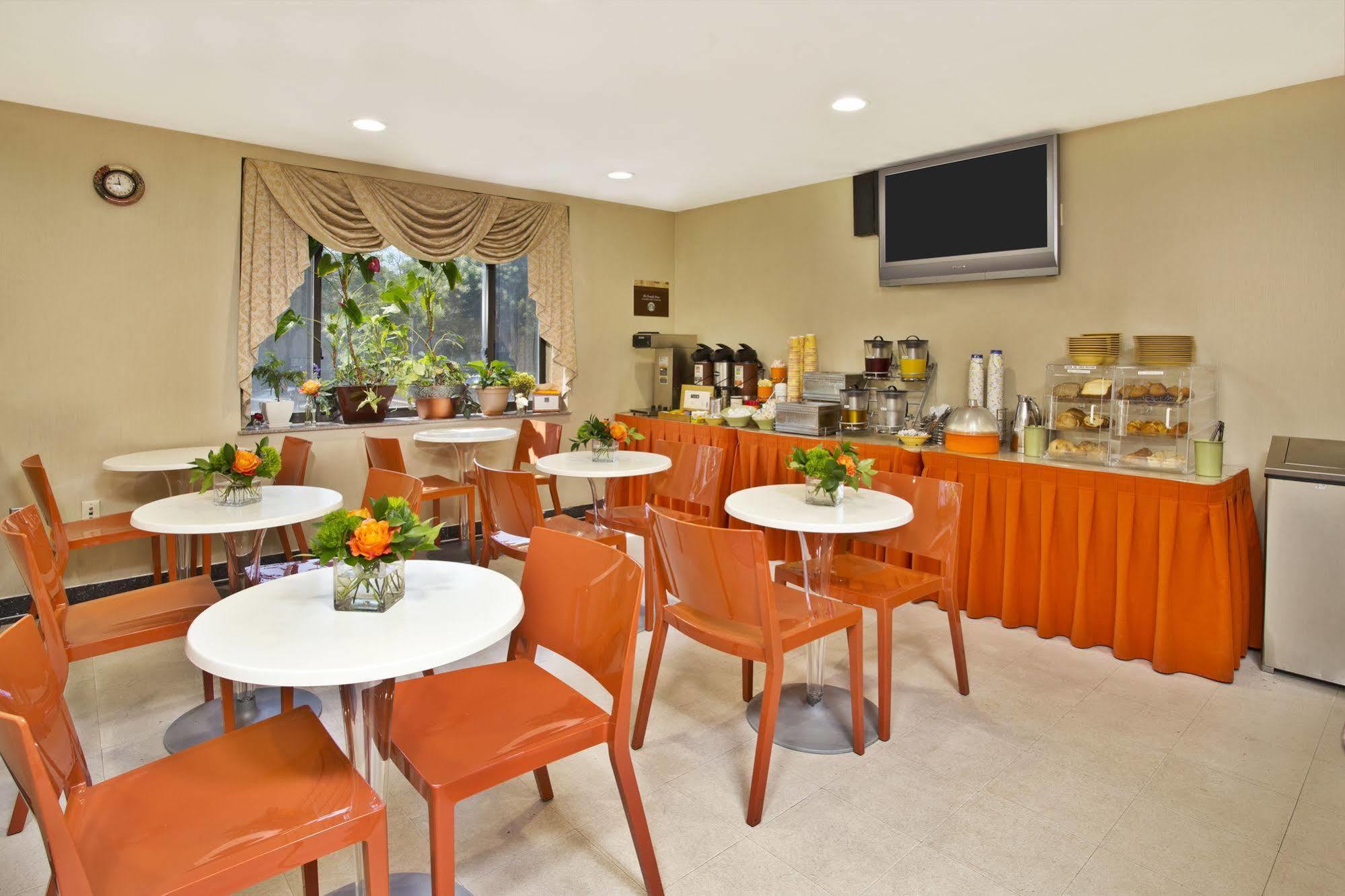 Hotel Le Jolie 4*